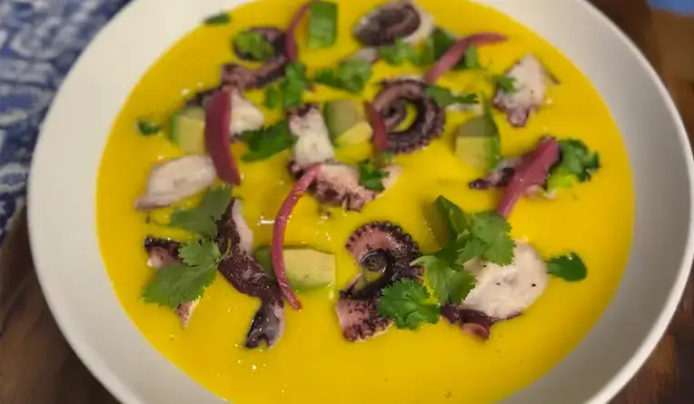 Pulpo de Distribuidora Rapa-Nui con salsa cítrica de mango